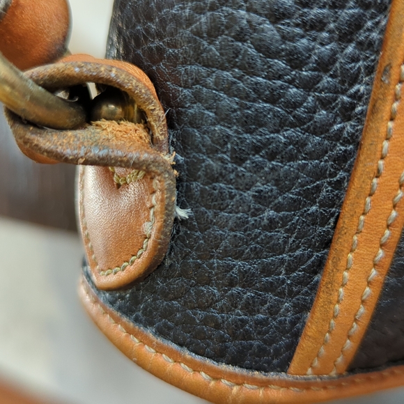 Vintage Dooney & Bourke Carpet Bag - Picture 15 of 16